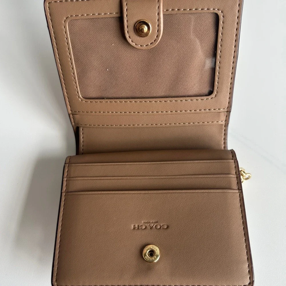 Coach Snap Wallet Lips Print Chalk Signature Canvas CZ952 Bifold GOOD